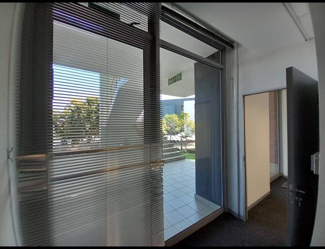 505M² OFFICE TO LET IN BRYANSTON